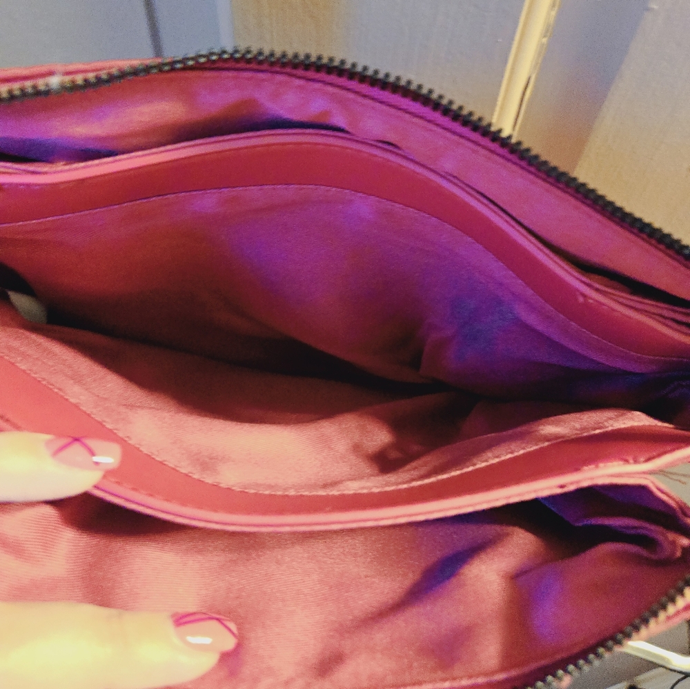 New MERSI Erin Nylon Crossbody - Picture 6 of 7